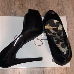 Jessica Simpson - Peep toe pump- Size 9